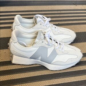 New Balance 327 Women's Classic White Grey Sneakers 9